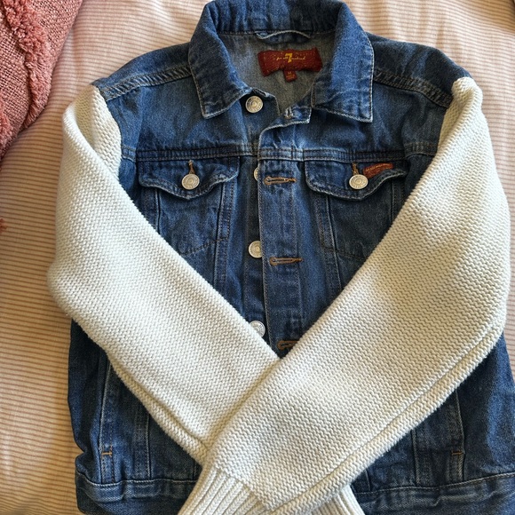 Jean jackets - Picture 5 of 7